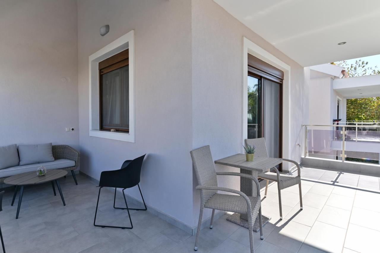 Kalli'S Apartments Nikiti  Exterior photo